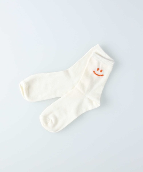 Right-on（ライトオン）の「【BASIC SOCKS】サイドスマイル ソックス（ソックス/靴下・レディース・オフホワイト/グレー/ブラック・フリー）」の10枚目の写真