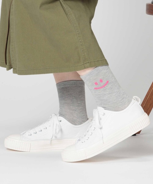 Right-on（ライトオン）の「【BASIC SOCKS】サイドスマイル ソックス（ソックス/靴下・レディース・オフホワイト/グレー/ブラック・フリー）」の8枚目の写真
