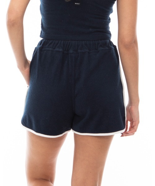 RVCA(ルーカ)の「RVCA レディース 【ALL TIME COLLECTION】 ALLTIME TERRY CLOTH TRACK SHORTS ショートパンツ 【2024年夏モデル】/ルーカドローコード付きボトムス(その他パンツ・レディース・ネイビー/ブラック/オフホワイト・MEDIUM/SMALL)」の22枚目の写真