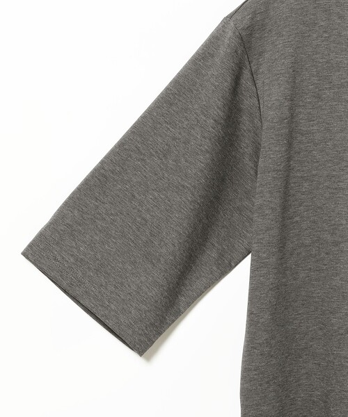 Room no.8(ルームエイト)の「ROOM NO.8 / コットン ハーフスリーブ Tシャツ(Tシャツ/カットソー・レディース・ホワイト/チャコールグレー・ONE SIZE)」の8枚目の写真