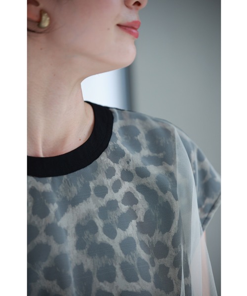 cawaii(カワイイ)の「タックベールを重ねたヒョウ柄カットソートップス(Tシャツ/カットソー・レディース・ブラック・FREE)」の7枚目の写真