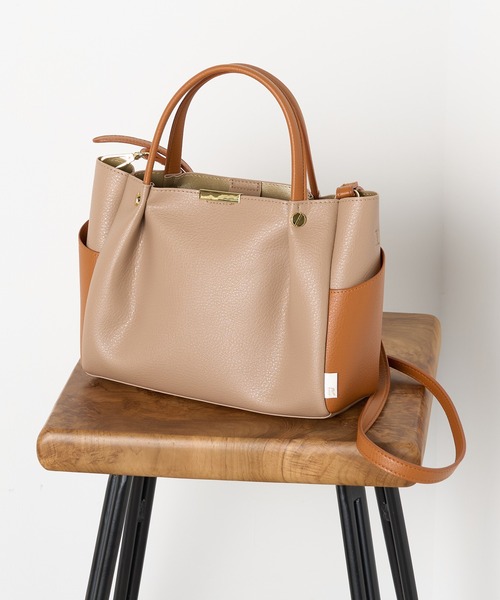 ROOTOTE（ルートート）の「【ROOTOTE】LT.BR.ROOWORK-A　フェイクレザー 合皮 2way ショルダーバッグ トートバッグ 1330 ※（トートバッグ・レディース・グレー/ベージュ/ブラック/ピンク・FREE）」の18枚目の写真
