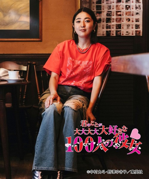 FOREVER 21（フォーエバー トゥエンティーワン）の「【ヤングジャンプ45周年】君のことが大大大大大好きな100人の彼女Tシャツ（Tシャツ/カットソー・レディース・レッド・SMALL/LARGE）」の6枚目の写真