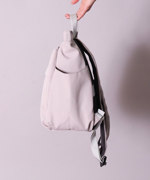 anello(アネロ)の「(LF)【anello】10ポケット 多収納 リュック(バックパック/リュック・レディース・ライトグレー/グレイッシュブルー/ブラック・ONE SIZE)」の14枚目の写真