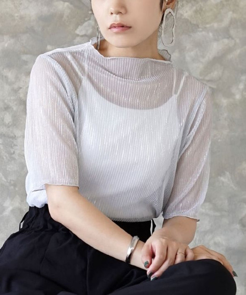 e-zakkamania stores(イーザッカマニアストアーズ)の「グリッターリブ シアープルオーバー(Tシャツ/カットソー・レディース・ブラック/ゴールド/シルバーグレー・M)」の3枚目の写真