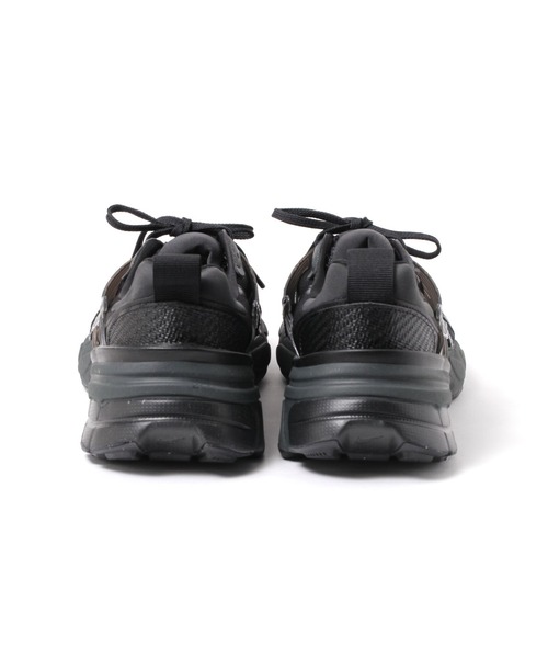 NIKE（ナイキ）の「【NIKE(ナイキ)】V2K ラン（スニーカー・メンズ・グレー/ホワイト/ブラック/チャコール・27.5/26.5）」の9枚目の写真