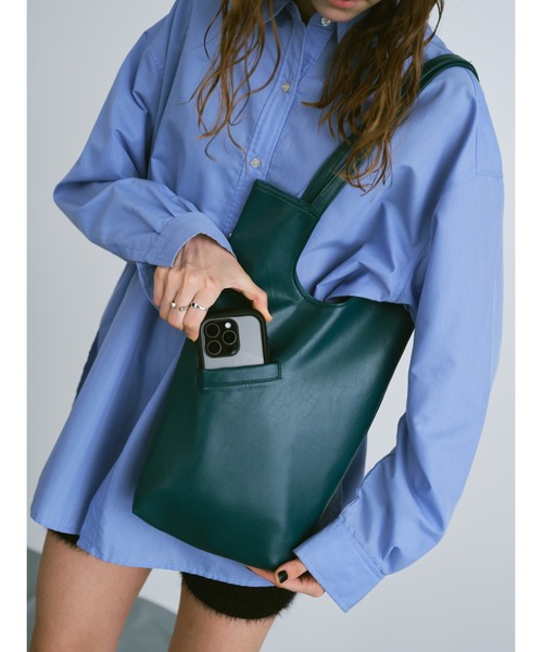 un/neu（アンノイ）の「ミニポケシンプルレクタングルトート（トートバッグ・レディース・シルバー/ブラック/グリーン/ブラウン/レッド・FREE）」の3枚目の写真