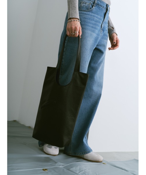 un/neu（アンノイ）の「ミニポケシンプルレクタングルトート（トートバッグ・レディース・シルバー/ブラック/グリーン/ブラウン/レッド・FREE）」の10枚目の写真