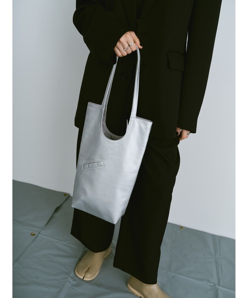 un/neu（アンノイ）の「ミニポケシンプルレクタングルトート（トートバッグ・レディース・シルバー/ブラック/グリーン/ブラウン/レッド・FREE）」の16枚目の写真
