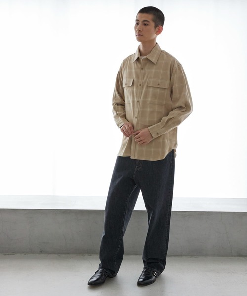 URBAN RESEARCH(アーバンリサーチ)の「『UR TECH』CHECK SHIRTS(シャツ/ブラウス・メンズ・ネイビー/ベージュ・LARGE/MEDIUM)」の4枚目の写真