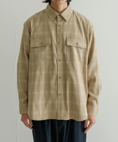 URBAN RESEARCH(アーバンリサーチ)の「『UR TECH』CHECK SHIRTS(シャツ/ブラウス・メンズ・ネイビー/ベージュ・LARGE/MEDIUM)」の11枚目の写真