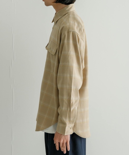 URBAN RESEARCH(アーバンリサーチ)の「『UR TECH』CHECK SHIRTS(シャツ/ブラウス・メンズ・ネイビー/ベージュ・LARGE/MEDIUM)」の12枚目の写真