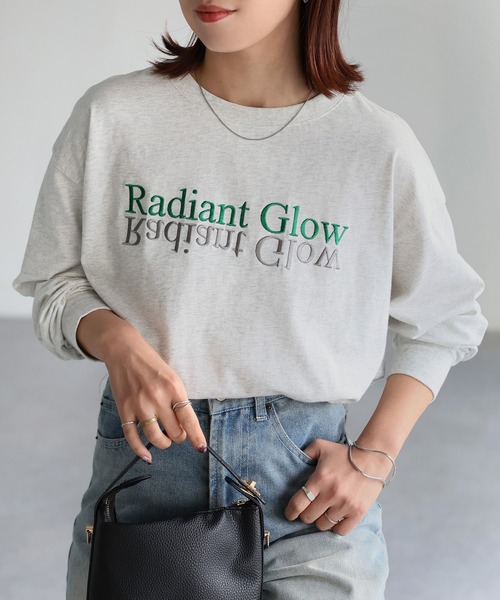Riberry(リベリー)の「反転ロゴ刺繍ロンT(Tシャツ/カットソー・レディース・グレー系2/グレー系1/ライトグレー系2/ライトグレー系1/ホワイト×ブラック/ホワイト×ピンク/ホワイト系3/ホワイト系1/ホワイト系2/グレー系3/ホワイト×パープル・FREE)」の9枚目の写真