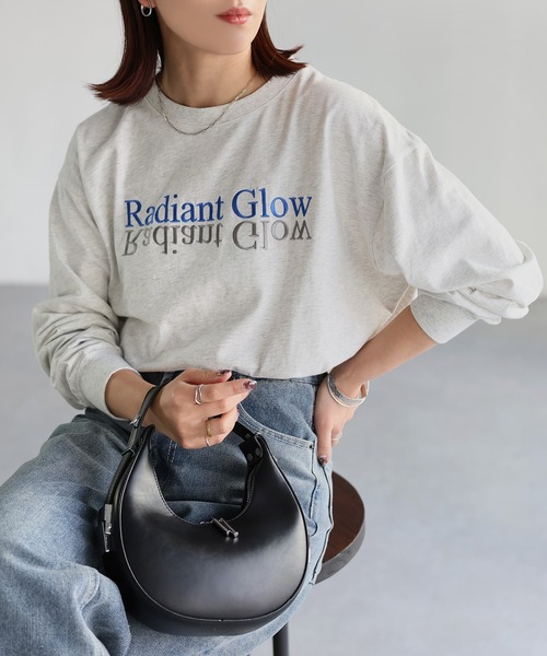 Riberry(リベリー)の「反転ロゴ刺繍ロンT(Tシャツ/カットソー・レディース・グレー系2/グレー系1/ライトグレー系2/ライトグレー系1/ホワイト×ブラック/ホワイト×ピンク/ホワイト系3/ホワイト系1/ホワイト系2/グレー系3/ホワイト×パープル・FREE)」の19枚目の写真