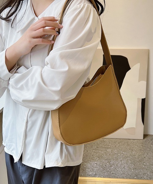 Per sist ence(パーシエンス)の「ワンハンドルハーフムーンショルダーバッグ(ショルダーバッグ・レディース・ホワイト/ブラウン/ダークブラウン/ブラック・FREE)」の9枚目の写真