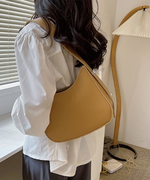 Per sist ence(パーシエンス)の「ワンハンドルハーフムーンショルダーバッグ(ショルダーバッグ・レディース・ホワイト/ブラウン/ダークブラウン/ブラック・FREE)」の10枚目の写真