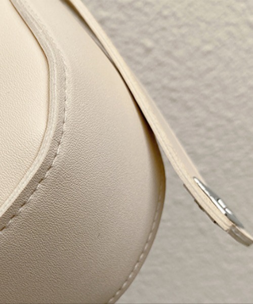 Per sist ence(パーシエンス)の「ワンハンドルハーフムーンショルダーバッグ(ショルダーバッグ・レディース・ホワイト/ブラウン/ダークブラウン/ブラック・FREE)」の16枚目の写真