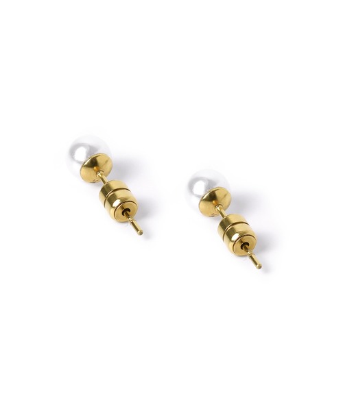 LHME(エルエイチエムイー)の「【WEB限定】“MELLOW”1粒パールピアス/5mm/サージカルステンレス(金属アレルギー対応)【LHME / エルエイチエムイー】(ピアス(両耳用)・レディース・ゴールド・ONE SIZE)」の8枚目の写真