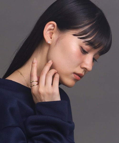 LHME(エルエイチエムイー)の「【WEB限定】“MELLOW”1粒パールピアス/5mm/サージカルステンレス(金属アレルギー対応)【LHME / エルエイチエムイー】(ピアス(両耳用)・レディース・ゴールド・ONE SIZE)」の13枚目の写真