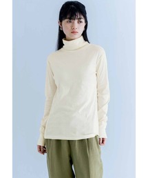 ＭＥＤＥ１９Ｆ　吸湿発熱コットンフライスタートルネックトップス