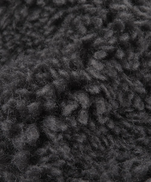 titivate(ティティベイト)の「フェイクシープファービスチェ(キャミソール・レディース・アイボリー/チャコール・M)」の19枚目の写真