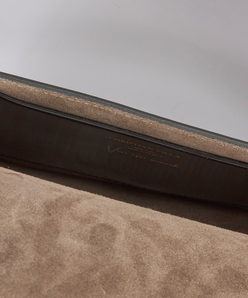 CHRISTIAN VILLA（クリスチャンヴィラ）の「フラップレザーショルダーバッグ《CHRISTIAN VILLA》（ハンドバッグ・レディース・ベージュ/ブラック・フリー）」の9枚目の写真