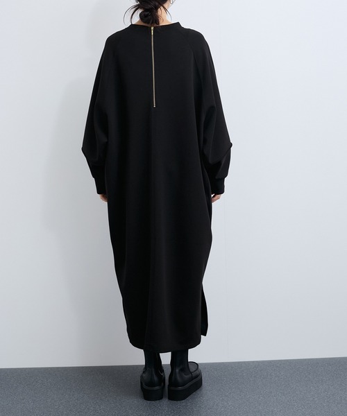 le cercle ADAM ET ROPE'（ルセルクルアダムエロペ）の「フォルムワンピース（ワンピース・レディース・カーキ/ブラック/ライトグレー・FREE）」の14枚目の写真