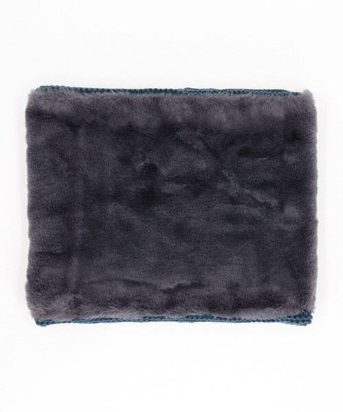 COMME CA COMMUNE(コムサコミューン)の「畦編みニット&フェイクファー リバーシブル スヌード(ストール/ショール・メンズ・ブラック/ブルー/ライトグレー・FREE)」の8枚目の写真