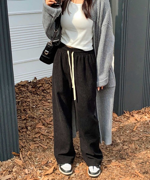 OSYAREVO(オシャレボ)の「コーデュロイ パンツ(スウェットパンツ・レディース・カーキ/クリーム/グレー/ブラック・LARGE/X-LARGE/MEDIUM)」の8枚目の写真