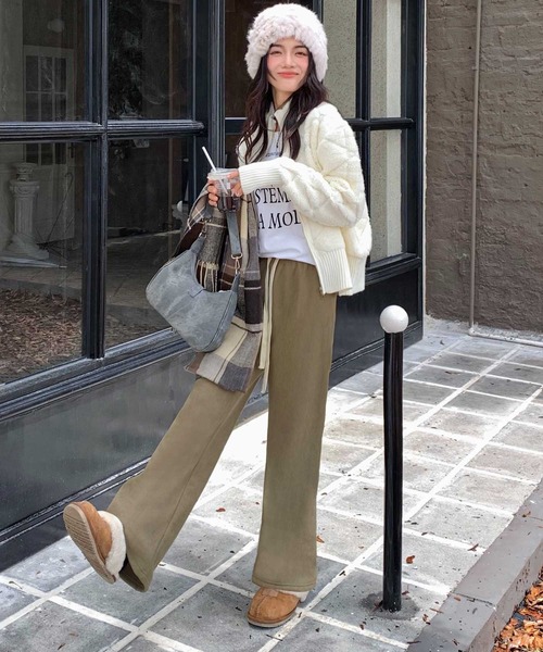 OSYAREVO(オシャレボ)の「コーデュロイ パンツ(スウェットパンツ・レディース・カーキ/クリーム/グレー/ブラック・LARGE/X-LARGE/MEDIUM)」の20枚目の写真