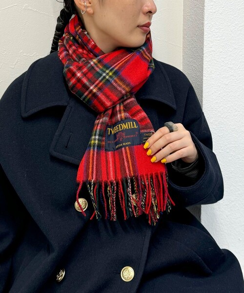 fredy emue（フレディエミュ）の「【TWEED MILL/ツイードミル】ウールチェックマフラー30（マフラー・レディース・レッド系その他/ホワイト系その他2/グリーン系その他・FREE）」の3枚目の写真