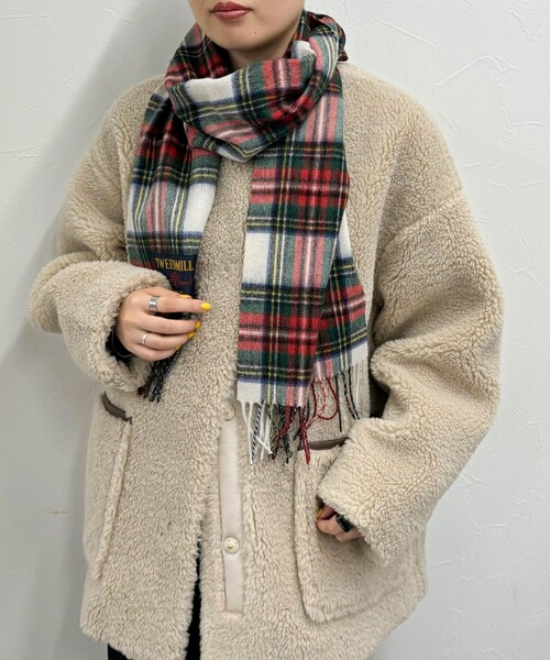 fredy emue（フレディエミュ）の「【TWEED MILL/ツイードミル】ウールチェックマフラー30（マフラー・レディース・レッド系その他/ホワイト系その他2/グリーン系その他・FREE）」の13枚目の写真