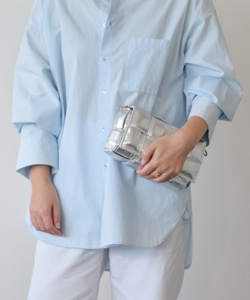 andrea cardone（アンドレアカルドネ）の「【ANDREA CARDONE】イントレチャートレザーショルダーバッグ(Q56415)（ショルダーバッグ・レディース・シルバー・ALL）」の2枚目の写真