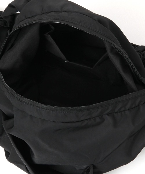 LAKOLE（ラコレ）の「3ドロストラージショルダーバッグ / 253062（ショルダーバッグ・レディース・ブラック/オフホワイト・FREE）」の3枚目の写真