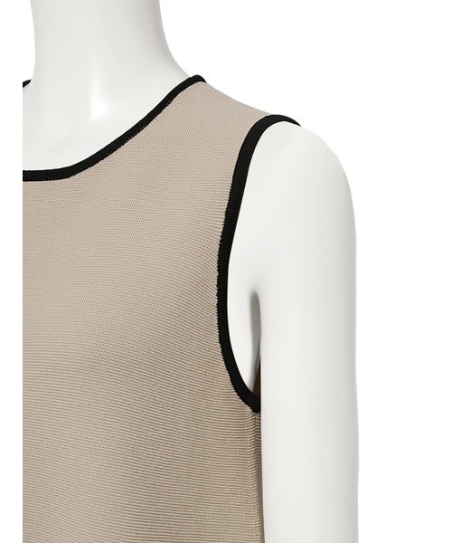 Mila Owen（ミラオーウェン）の「フレアフォルムニットワンピース【ウォッシャブル】（ワンピース・レディース・ブラック/ベージュ/ネイビー・0/1）」の11枚目の写真