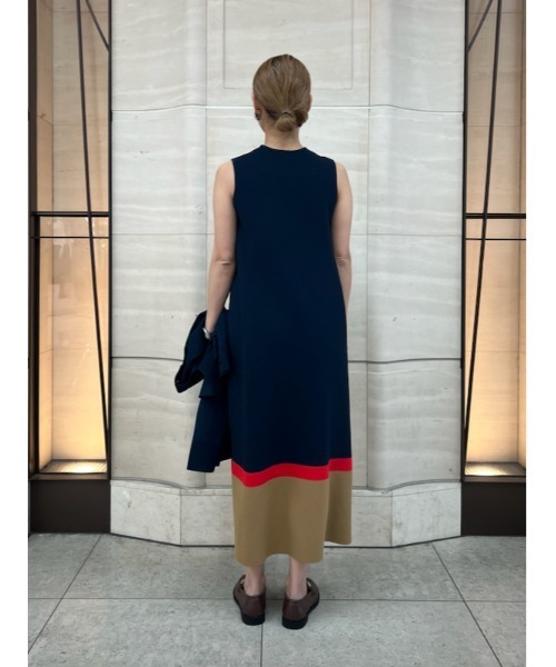 Mila Owen（ミラオーウェン）の「フレアフォルムニットワンピース