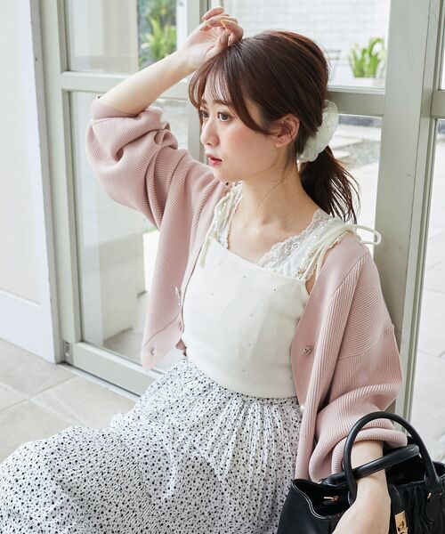 MAJESTIC LEGON(マジェスティックレゴン)の「リボンチャームビジューボタンカーデ(カーディガン/ボレロ・レディース・ミント/ピンク/アイボリー/ブルー・MEDIUM)」の4枚目の写真