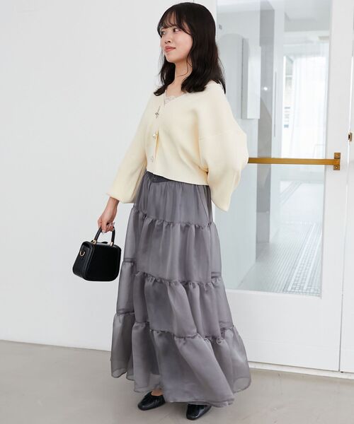 MAJESTIC LEGON(マジェスティックレゴン)の「リボンチャームビジューボタンカーデ(カーディガン/ボレロ・レディース・ミント/ピンク/アイボリー/ブルー・MEDIUM)」の7枚目の写真