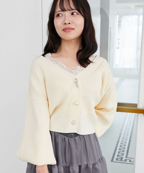 MAJESTIC LEGON(マジェスティックレゴン)の「リボンチャームビジューボタンカーデ(カーディガン/ボレロ・レディース・ミント/ピンク/アイボリー/ブルー・MEDIUM)」の9枚目の写真