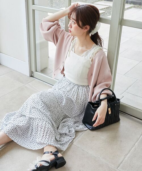 MAJESTIC LEGON(マジェスティックレゴン)の「リボンチャームビジューボタンカーデ(カーディガン/ボレロ・レディース・ミント/ピンク/アイボリー/ブルー・MEDIUM)」の15枚目の写真