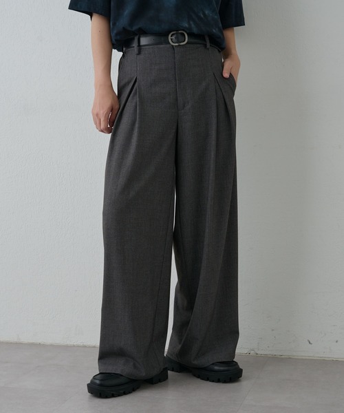 COLONY 2139(コロニートゥーワンスリーナイン)の「TRPUボックスタックバギースラックス(スラックス・メンズ・ブラック/グレー・MEDIUM/LARGE)」の1枚目の写真