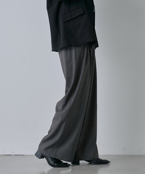 COLONY 2139(コロニートゥーワンスリーナイン)の「TRPUボックスタックバギースラックス(スラックス・メンズ・ブラック/グレー・MEDIUM/LARGE)」の16枚目の写真