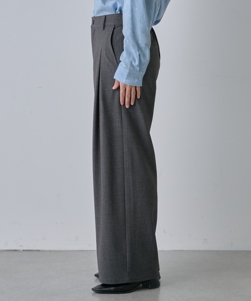 COLONY 2139(コロニートゥーワンスリーナイン)の「TRPUボックスタックバギースラックス(スラックス・メンズ・ブラック/グレー・MEDIUM/LARGE)」の4枚目の写真