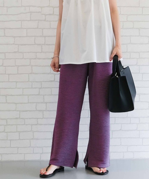 aquagarage（アクアガレージ）の「スリット入りワイドパンツ（その他パンツ・レディース・パープル/ブラック/アイボリー・M/L）」の2枚目の写真