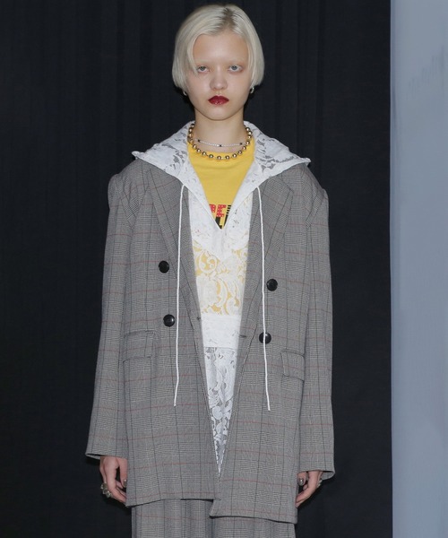 ROSE BUD（ローズバッド）の「オーバーショルダージャケット（その他アウター・レディース・ブラック/ベージュ・S/M）」の2枚目の写真