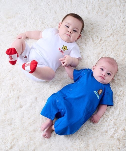 XLARGE KIDS（エクストララージキッズ）の「バックロゴショートオール（ロンパース・キッズ・ホワイト/ブラック/ブルー・70cm）」の17枚目の写真