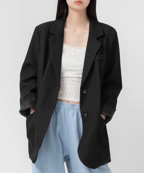 HEILIS(ヘイリス)の「オーバーサイズベーシックテーラードジャケット / レディース ビッグサイズ シングル ジャケット 羽織り アウター 春服 秋服 冬服 オフィスカジュアル ブラック ベージュ シンプル 無地 韓国(テーラードジャケット・レディース・ブラック/ベージュ・FREE)」の15枚目の写真