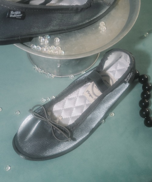 ROCKFISH WEATHERWEAR（ロックフィッシュウェザーウェア）の「WISLEY QUILTED SCRUCH FLAT（バレエシューズ・レディース・ホワイト/ブラック/ピンク/シルバー/シルバー系・23.0cm/23.5cm/24.0cm/24.5cm/25.0cm）」の10枚目の写真