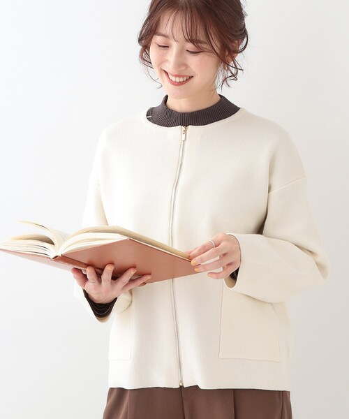 DRESKIP（ドレスキップ）の「【S-LL】ジャガードZIPニットカーディガン（カーディガン/ボレロ・レディース・イエロー系その他/ライトベージュ/オフホワイト・01/02/03/04）」の2枚目の写真