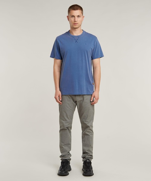 G-STAR(ジースター)の「NIFOUS T-SHIRT/ベーシックデザインガーメントダイワンポイントロゴTシャツ(Tシャツ/カットソー・メンズ・ブルー系その他・LARGE/MEDIUM/X-LARGE/SMALL/X-SMALL)」の3枚目の写真